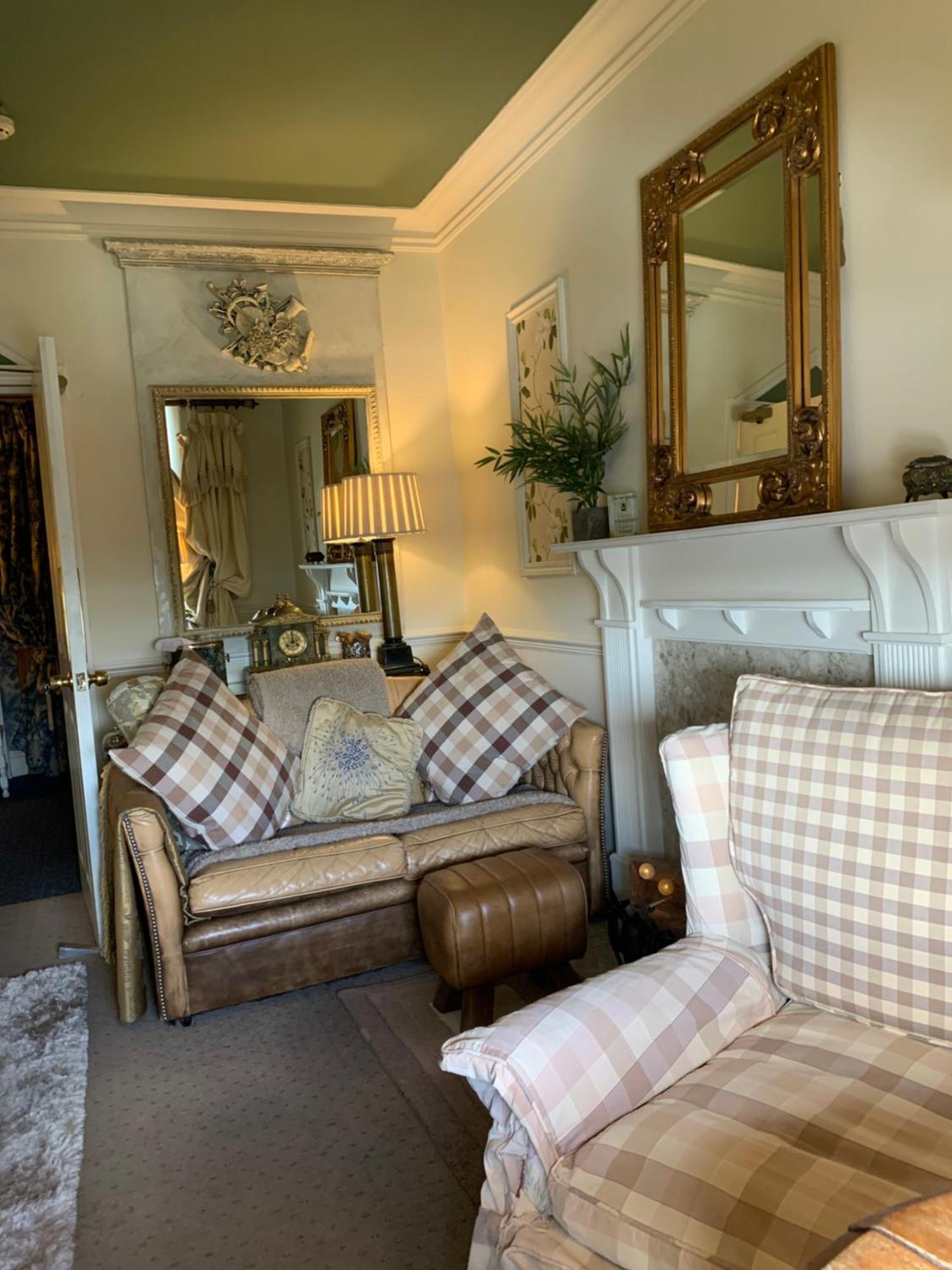 The Suites At Ty Anne Beaumaris Extérieur photo