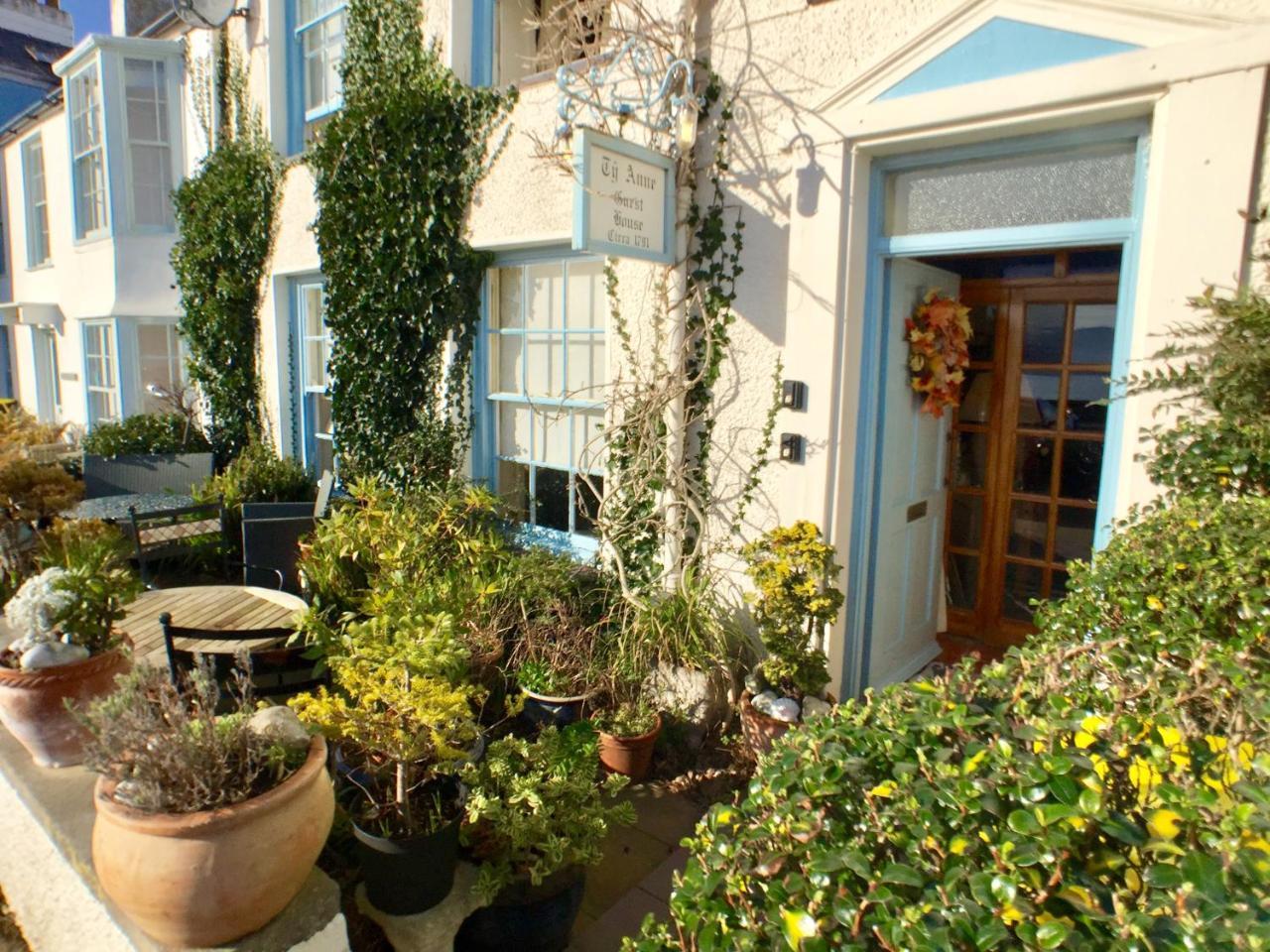 The Suites At Ty Anne Beaumaris Extérieur photo